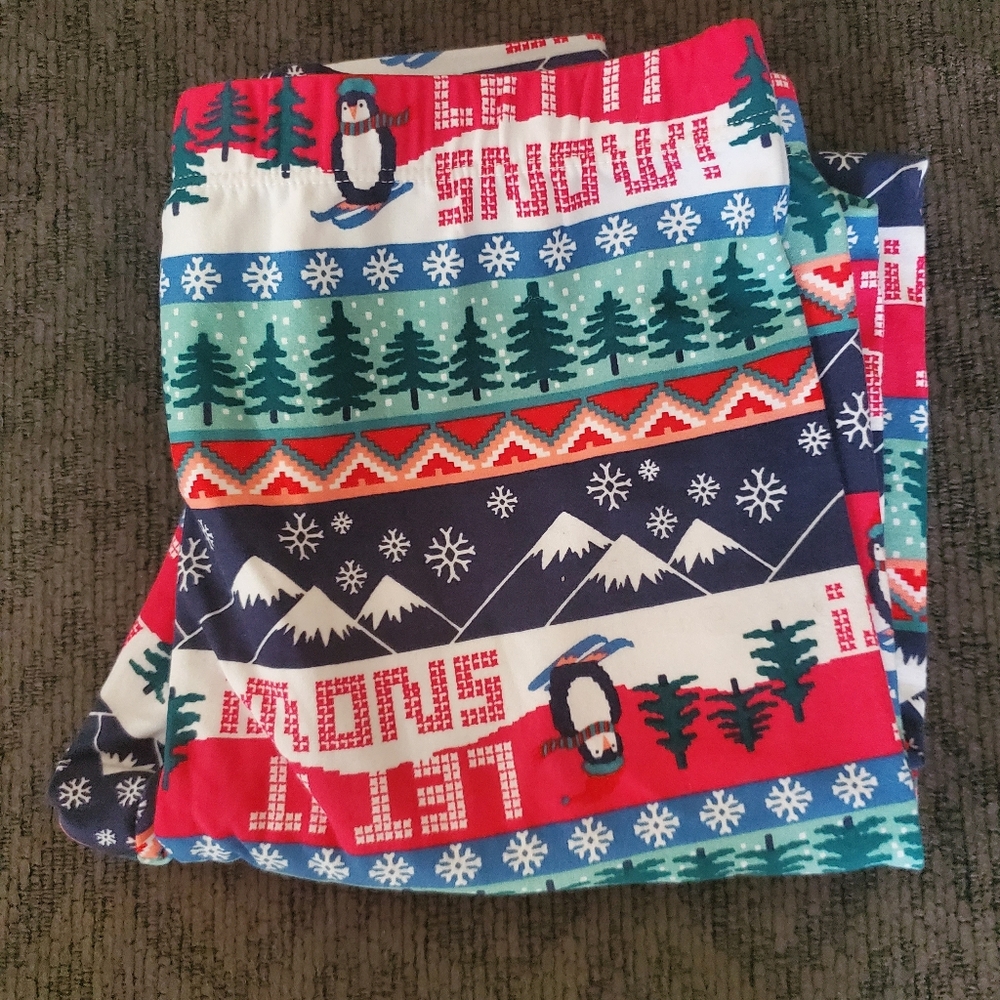 No Boundaries Christmas Leggings